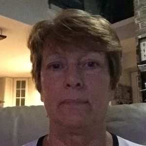 Meet your Posher, Cynthia